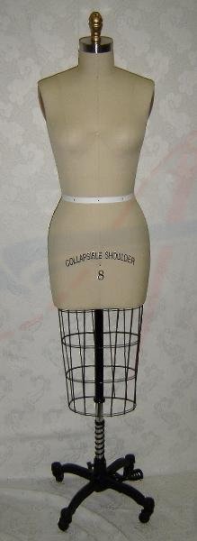 MISSY DRESSFORM W/ COLLAPSIBLE SHOULDERS - Click Image to Close